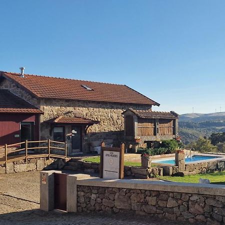 Casa Entre-Palheiros E Casa Do Canastro Montalegre Esterno foto