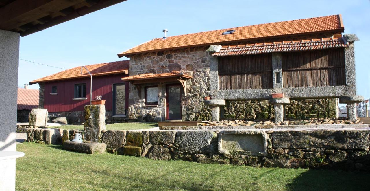 Casa Entre-Palheiros E Casa Do Canastro Montalegre Esterno foto