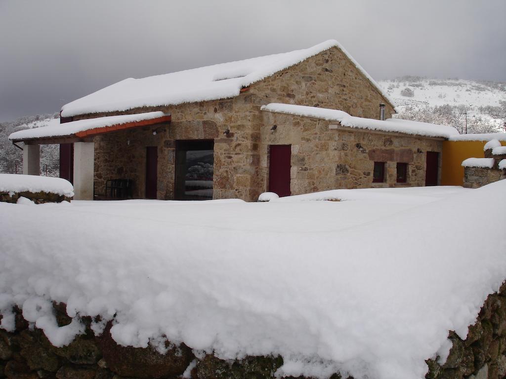 Casa Entre-Palheiros E Casa Do Canastro Montalegre Esterno foto